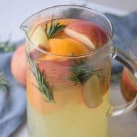fruity autumn mocktail drink