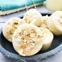 oatmeal bath melt in grey bowl