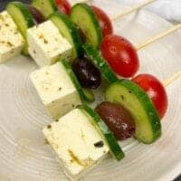 closeup greek salad kabobs
