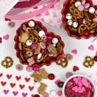valentines day snack mix with pretzels